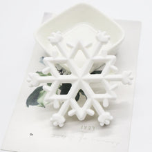 Load image into Gallery viewer, Silicone Snowflake Teether - BabybeadsSA
