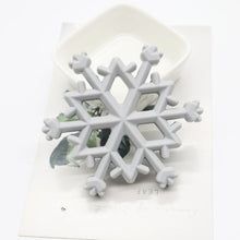 Load image into Gallery viewer, Silicone Snowflake Teether - BabybeadsSA
